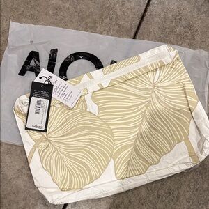 ALOHA Collection Mid Pouch White Glow NWT